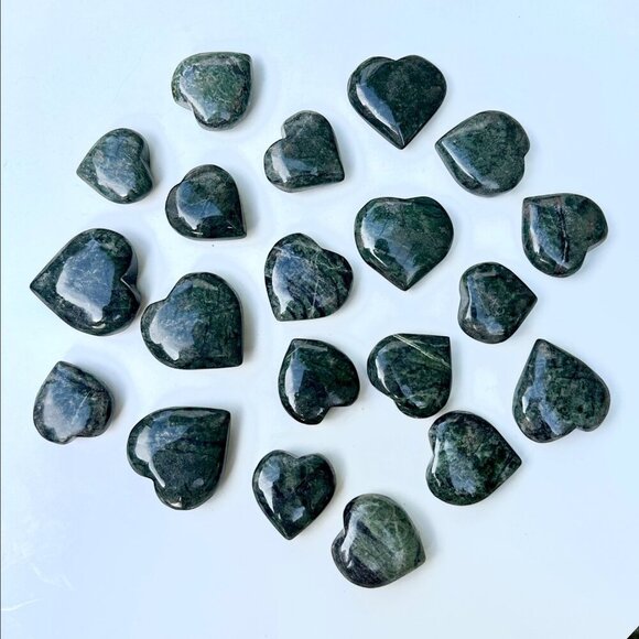 Green Jade Heart Polished Solid Stone Puffy Heart Size Small 1 - 1.5 Inches Wide - Picture 7 of 8